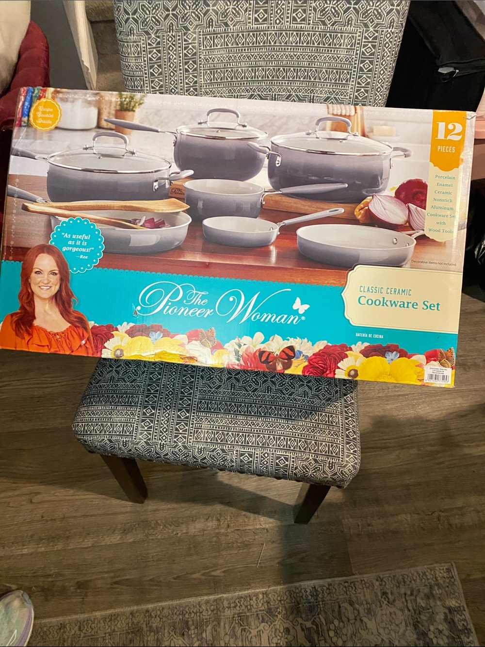 The Pioneer Woman 12-Piece Classic Ceramic Cookware Set - Gray